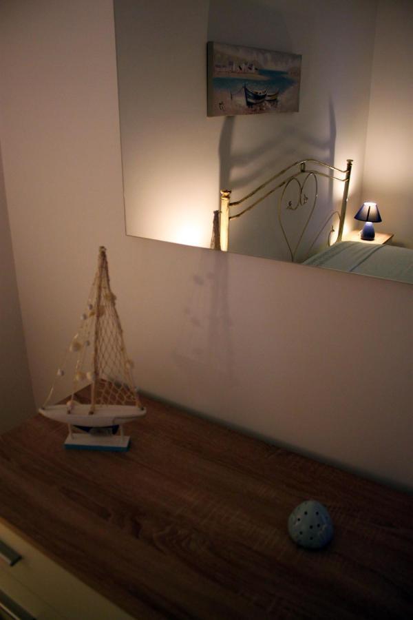 Giu Al Mar - Apartment Porto Cesareo Exteriör bild
